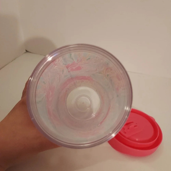 Lilly Pulitzer Jellyfish Design Acrylic Doubled Walled Travel Tumbler - 16 oz - Picture 8 of 8